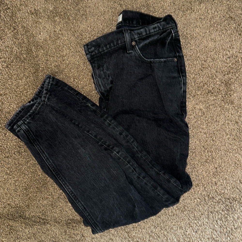 Abercrombie 90’s straight ultra high rise jeans
